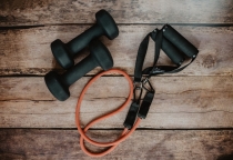 Lifting Straps là gì? Phân biệt Straps truyền thống, Figure 8 và Versa Gripps